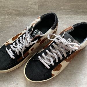 P448 John Sneakers